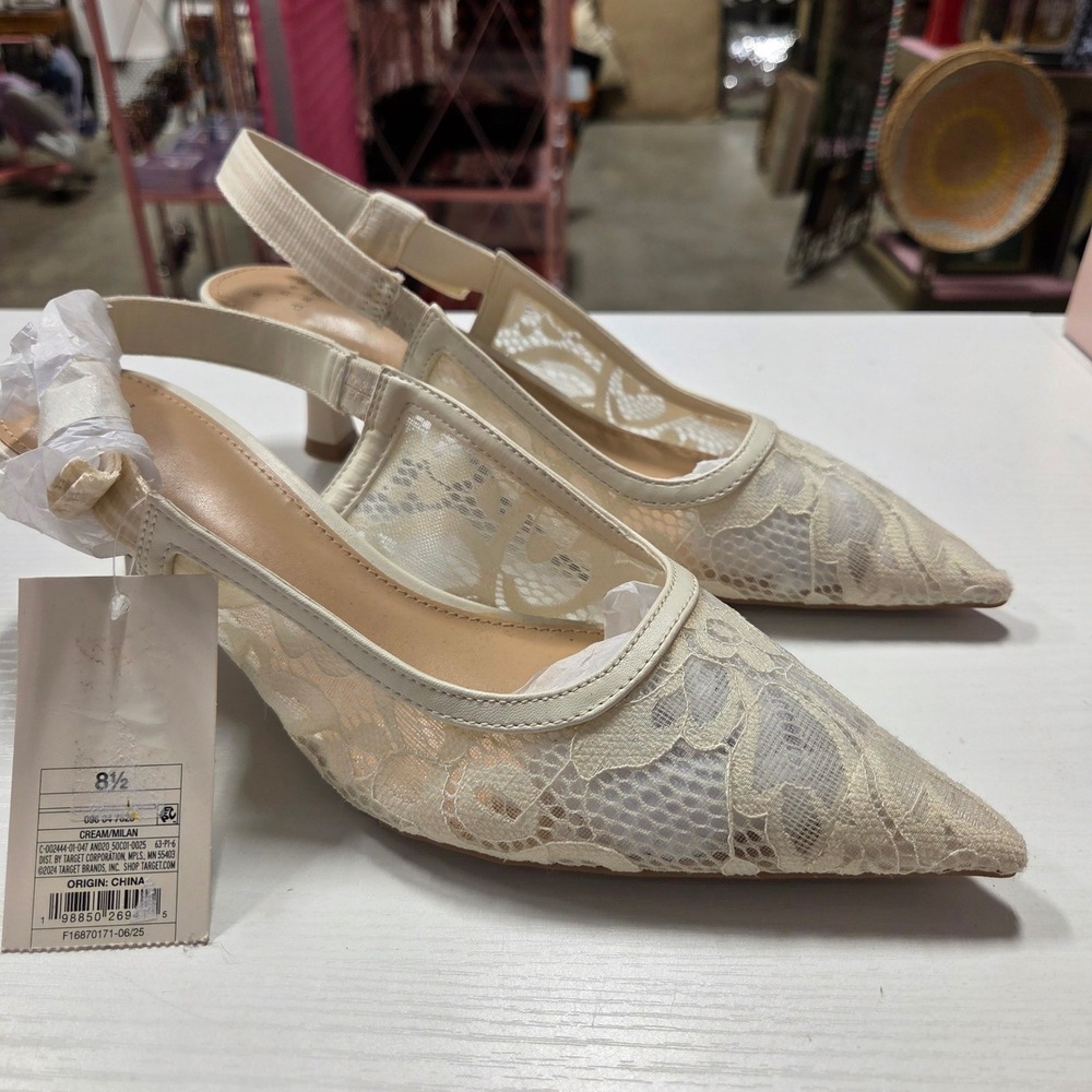 A New Day Milan Cream Floral Lace Mesh Pointed Toe Slingback Kitten Heels 8.5
